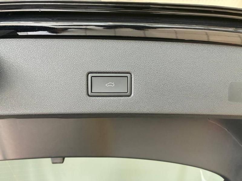 VOLKSWAGEN T-Roc d’occasion à vendre à CHENNEVIÈRES-SUR-MARNE chez ADP - SOVEA 94 (Photo 18)