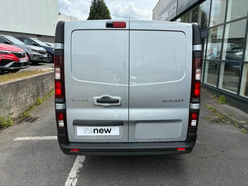 RENAULT Trafic Fg VUL d’occasion à vendre à CHENNEVIÈRES-SUR-MARNE chez ADP - SOVEA 94 (Photo 14)
