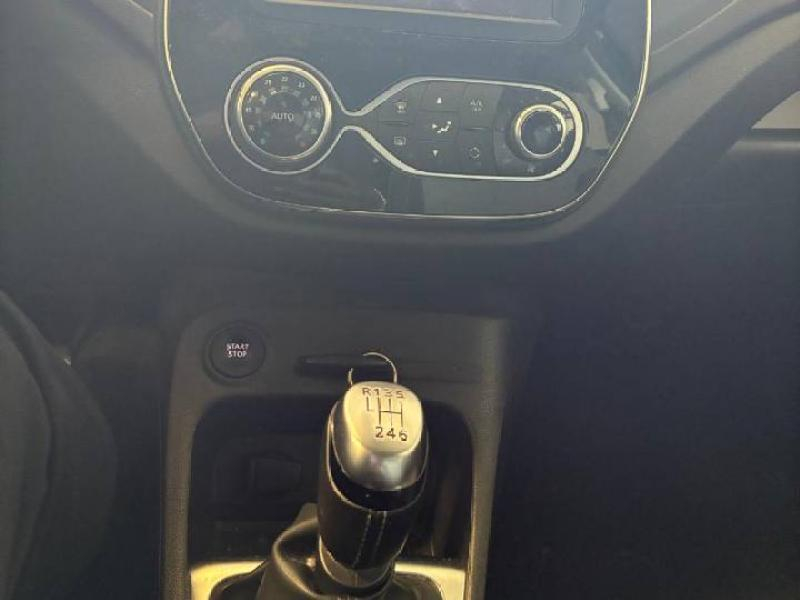 RENAULT Captur d’occasion à vendre à CHENNEVIÈRES-SUR-MARNE chez ADP - SOVEA 94 (Photo 5)