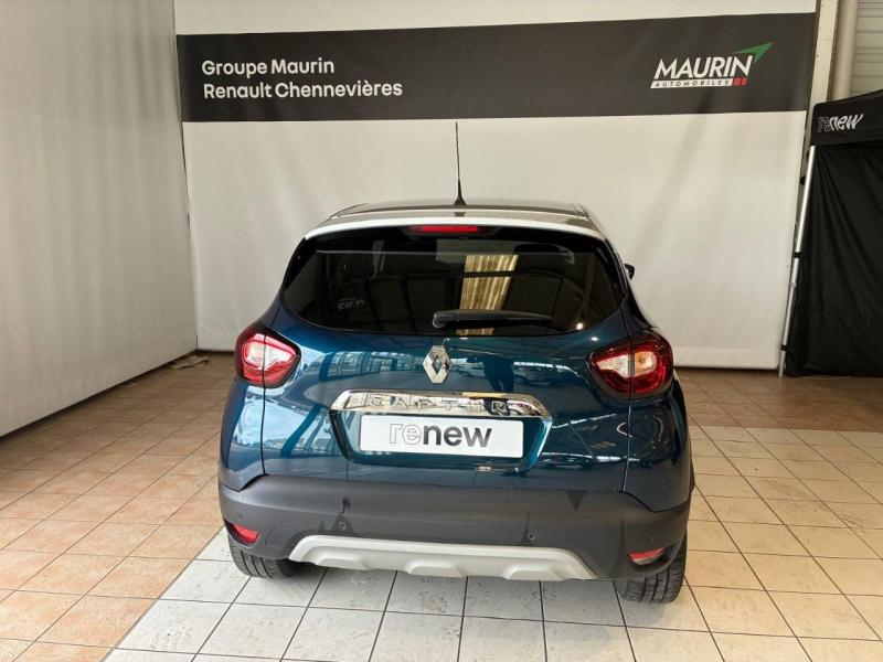 RENAULT Captur d’occasion à vendre à CHENNEVIÈRES-SUR-MARNE chez ADP - SOVEA 94 (Photo 11)