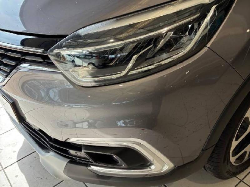 RENAULT Captur d’occasion à vendre à CHENNEVIÈRES-SUR-MARNE chez ADP - SOVEA 94 (Photo 3)