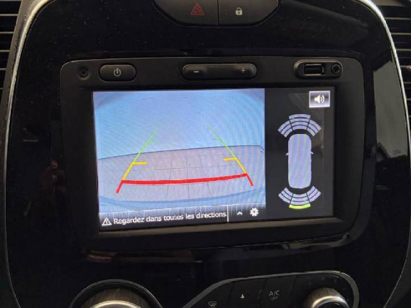 RENAULT Captur d’occasion à vendre à CHENNEVIÈRES-SUR-MARNE chez ADP - SOVEA 94 (Photo 6)