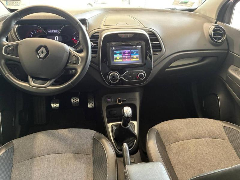 RENAULT Captur d’occasion à vendre à CHENNEVIÈRES-SUR-MARNE chez ADP - SOVEA 94 (Photo 7)