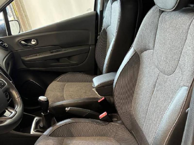 RENAULT Captur d’occasion à vendre à CHENNEVIÈRES-SUR-MARNE chez ADP - SOVEA 94 (Photo 10)