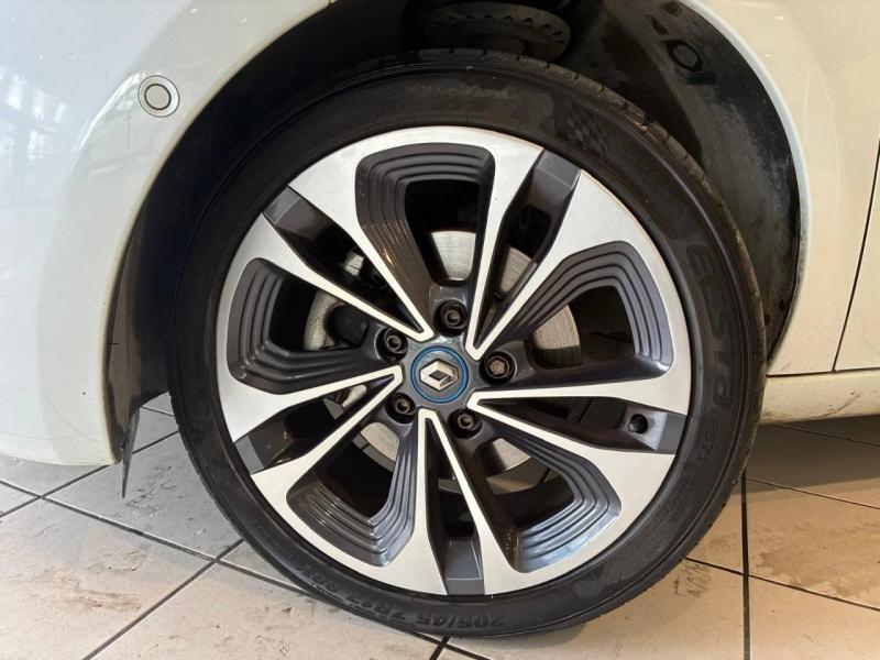 RENAULT Zoe d’occasion à vendre à CHENNEVIÈRES-SUR-MARNE chez ADP - SOVEA 94 (Photo 3)