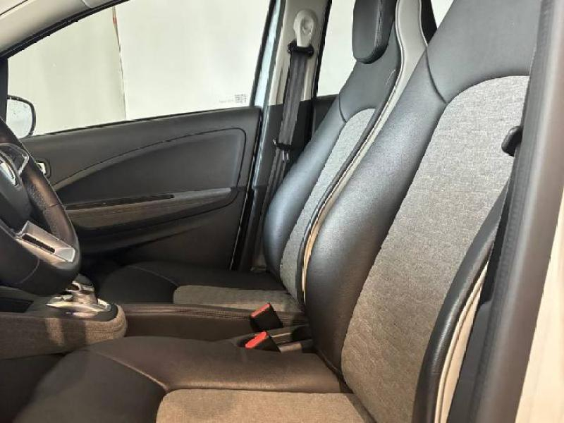 RENAULT Zoe d’occasion à vendre à CHENNEVIÈRES-SUR-MARNE chez ADP - SOVEA 94 (Photo 8)