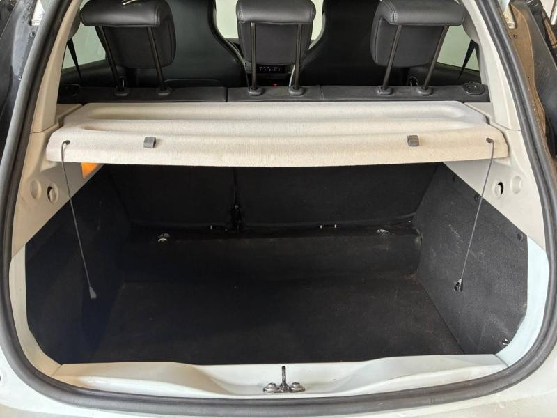 RENAULT Zoe d’occasion à vendre à CHENNEVIÈRES-SUR-MARNE chez ADP - SOVEA 94 (Photo 12)
