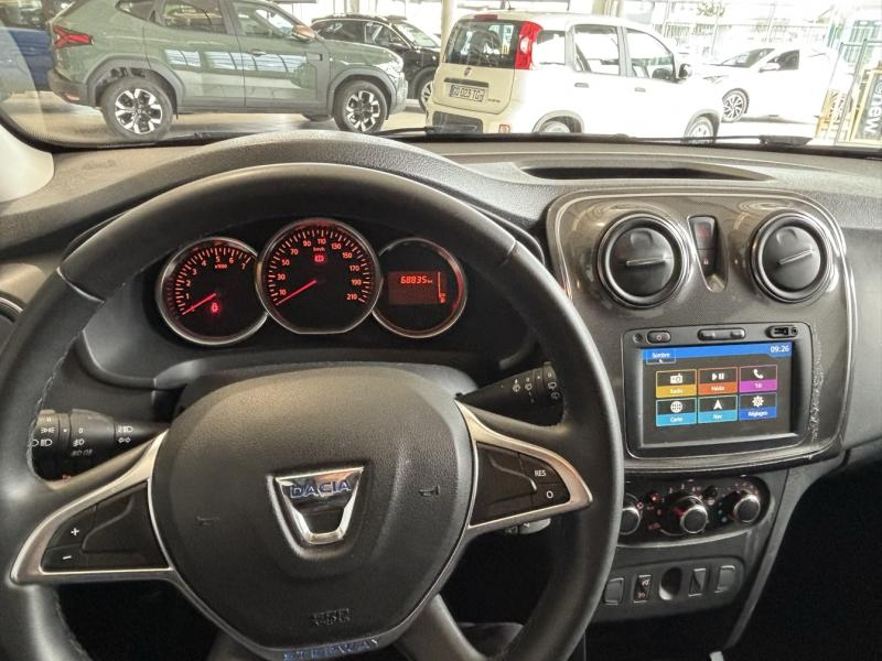 DACIA Sandero d’occasion à vendre à CHENNEVIÈRES-SUR-MARNE chez ADP - SOVEA 94 (Photo 6)