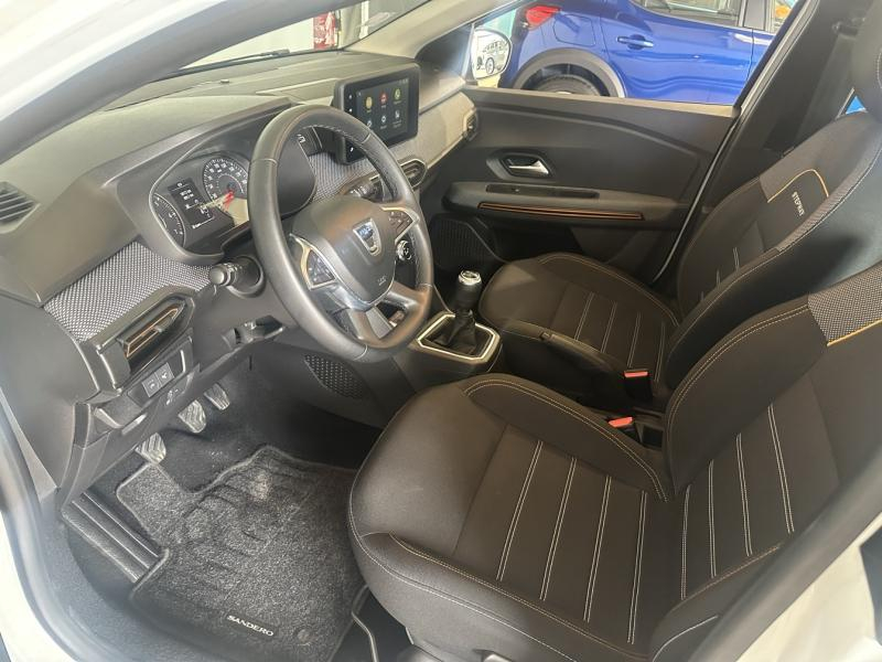 DACIA Sandero d’occasion à vendre à CHENNEVIÈRES-SUR-MARNE chez ADP - SOVEA 94 (Photo 7)