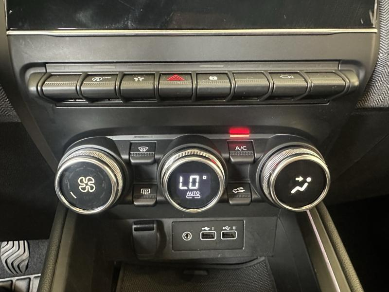 RENAULT Clio d’occasion à vendre à CHENNEVIÈRES-SUR-MARNE chez ADP - SOVEA 94 (Photo 13)