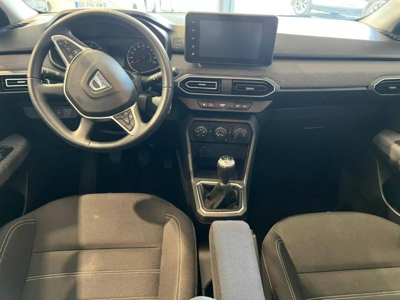 DACIA Sandero d’occasion à vendre à CHENNEVIÈRES-SUR-MARNE chez ADP - SOVEA 94 (Photo 3)