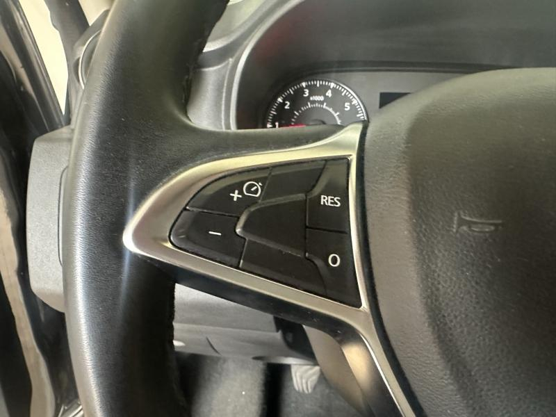 DACIA Duster d’occasion à vendre à CHENNEVIÈRES-SUR-MARNE chez ADP - SOVEA 94 (Photo 14)