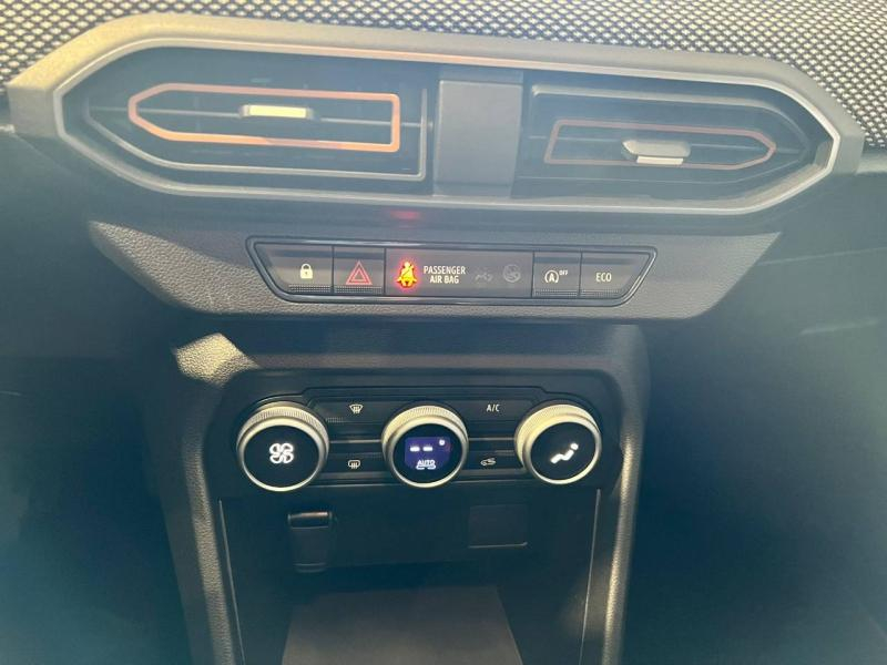 DACIA Sandero d’occasion à vendre à CHENNEVIÈRES-SUR-MARNE chez ADP - SOVEA 94 (Photo 10)