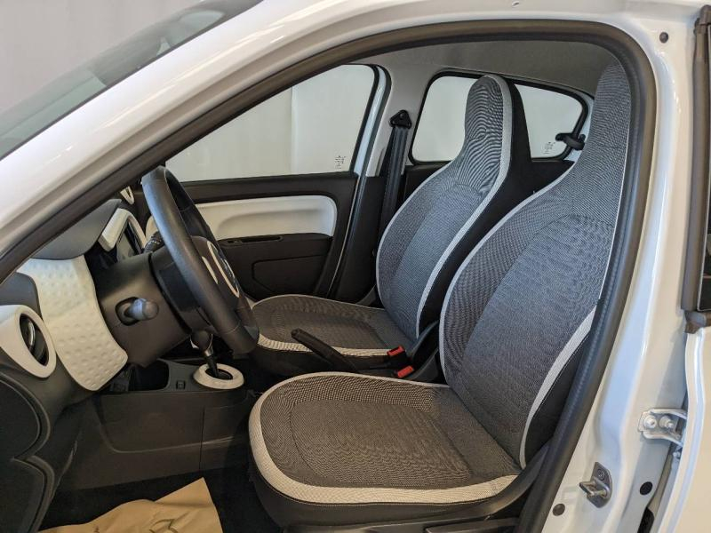 RENAULT Twingo d’occasion à vendre à CHENNEVIÈRES-SUR-MARNE chez ADP - SOVEA 94 (Photo 3)