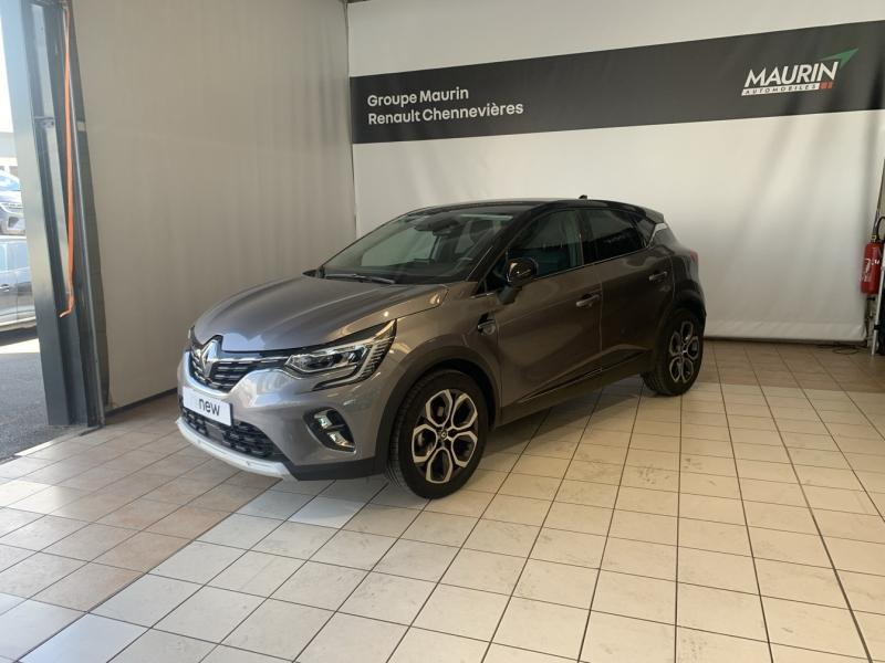 RENAULT Captur d’occasion à vendre à CHENNEVIÈRES-SUR-MARNE chez ADP - SOVEA 94 (Photo 3)