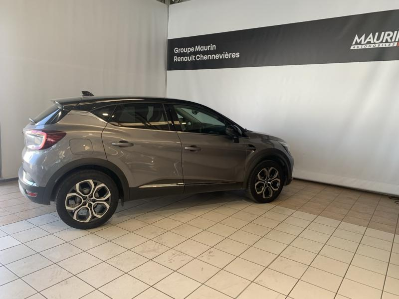 RENAULT Captur d’occasion à vendre à CHENNEVIÈRES-SUR-MARNE chez ADP - SOVEA 94 (Photo 4)