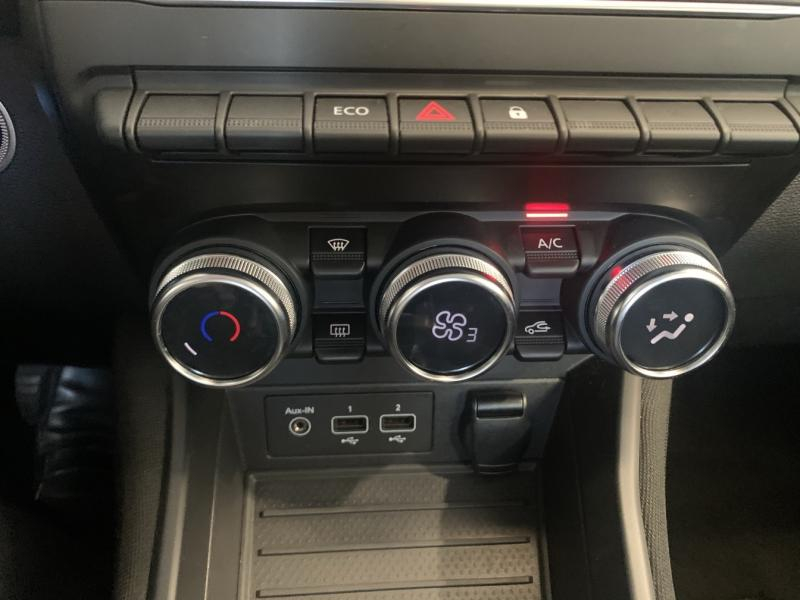 RENAULT Zoe d’occasion à vendre à CHENNEVIÈRES-SUR-MARNE chez ADP - SOVEA 94 (Photo 11)