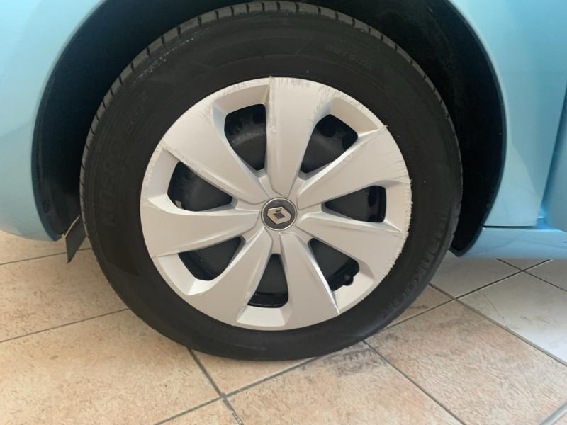 RENAULT Zoe d’occasion à vendre à CHENNEVIÈRES-SUR-MARNE chez ADP - SOVEA 94 (Photo 15)