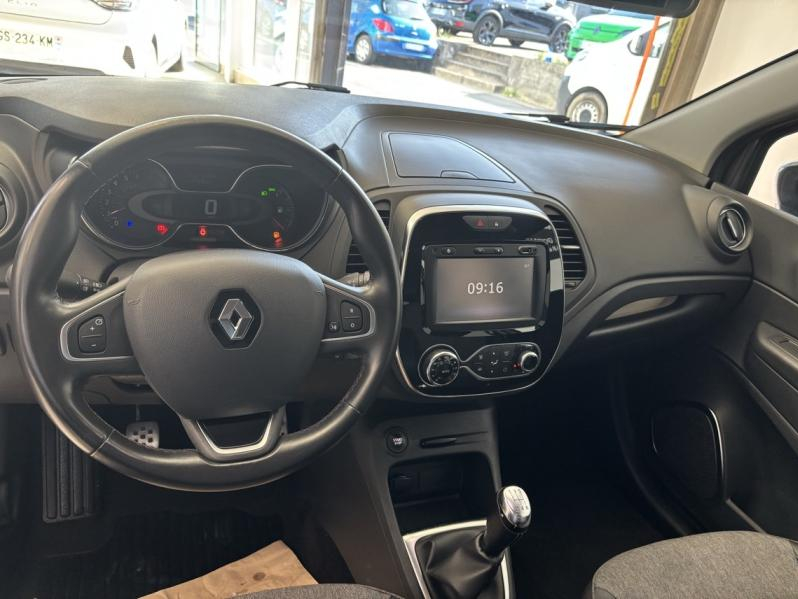 RENAULT Captur d’occasion à vendre à CHENNEVIÈRES-SUR-MARNE chez ADP - SOVEA 94 (Photo 4)