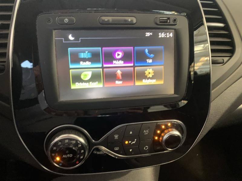 RENAULT Captur d’occasion à vendre à CHENNEVIÈRES-SUR-MARNE chez ADP - SOVEA 94 (Photo 10)