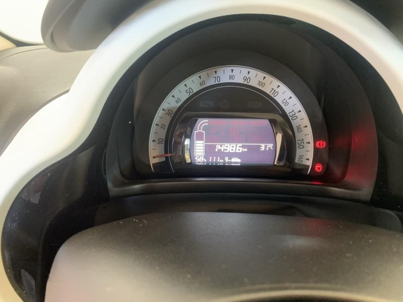 RENAULT Twingo d’occasion à vendre à CHENNEVIÈRES-SUR-MARNE chez ADP - SOVEA 94 (Photo 8)