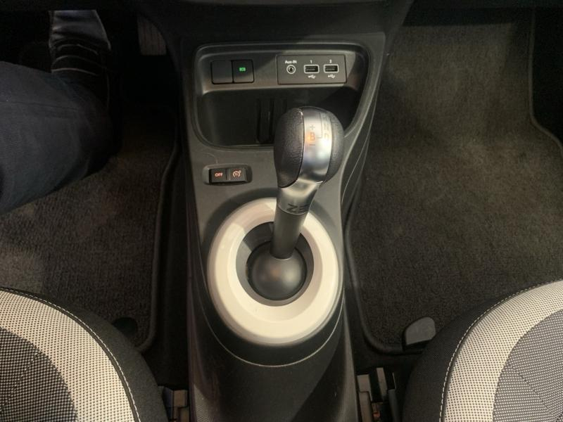 RENAULT Twingo d’occasion à vendre à CHENNEVIÈRES-SUR-MARNE chez ADP - SOVEA 94 (Photo 11)