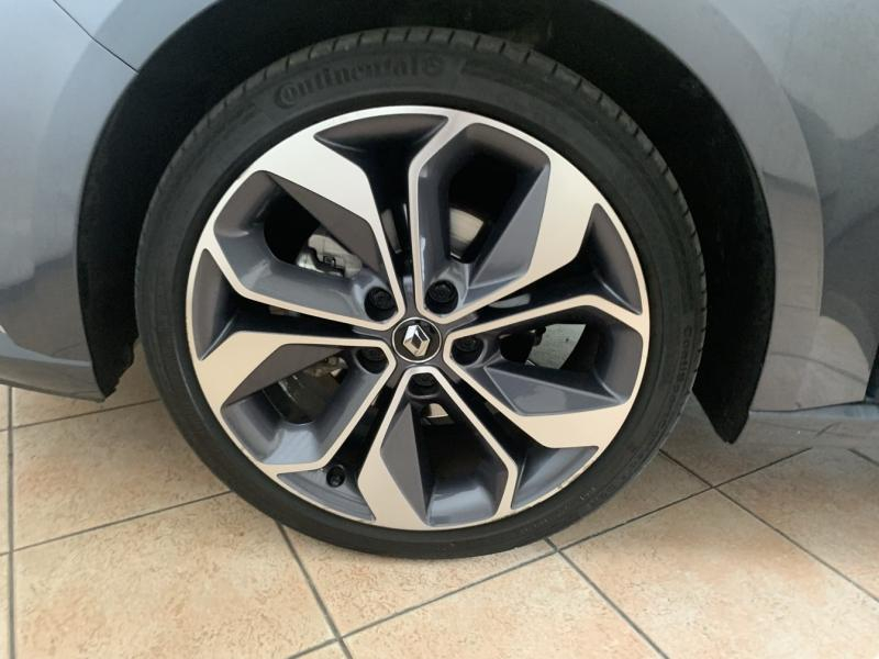 RENAULT Megane Estate d’occasion à vendre à CHENNEVIÈRES-SUR-MARNE chez ADP - SOVEA 94 (Photo 16)