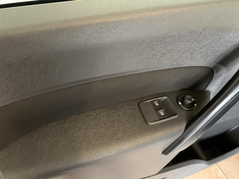 RENAULT Kangoo d’occasion à vendre à CHENNEVIÈRES-SUR-MARNE chez ADP - SOVEA 94 (Photo 8)