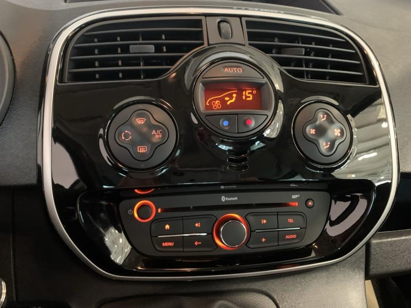 RENAULT Kangoo d’occasion à vendre à CHENNEVIÈRES-SUR-MARNE chez ADP - SOVEA 94 (Photo 11)