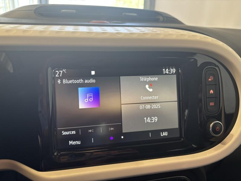 RENAULT Twingo d’occasion à vendre à CHENNEVIÈRES-SUR-MARNE chez ADP - SOVEA 94 (Photo 7)