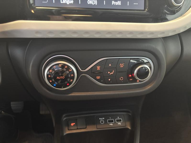 RENAULT Twingo d’occasion à vendre à CHENNEVIÈRES-SUR-MARNE chez ADP - SOVEA 94 (Photo 8)
