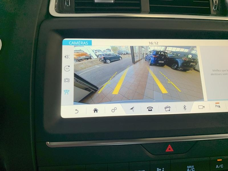 JAGUAR E-Pace d’occasion à vendre à CHENNEVIÈRES-SUR-MARNE chez ADP - SOVEA 94 (Photo 14)