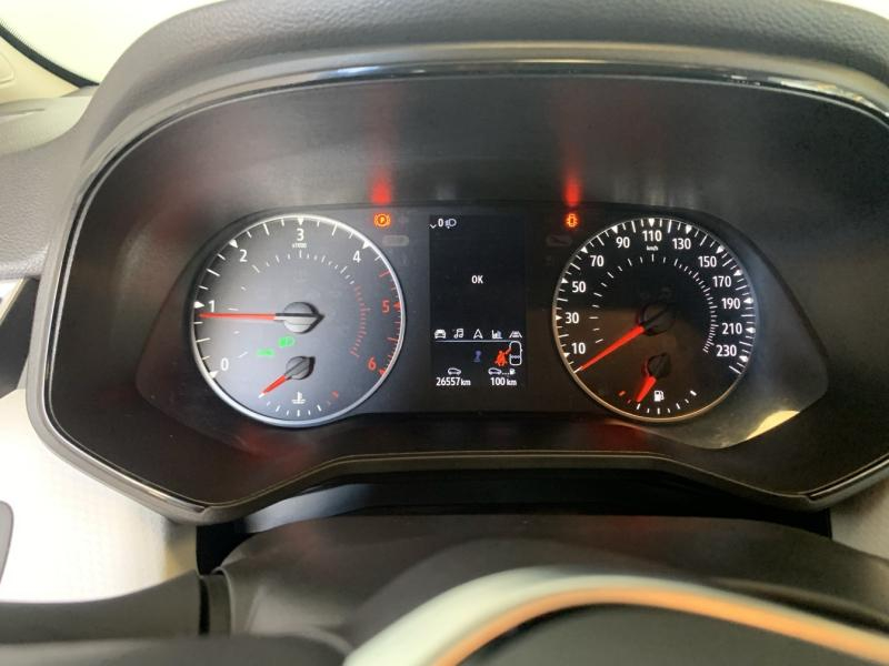RENAULT Clio d’occasion à vendre à CHENNEVIÈRES-SUR-MARNE chez ADP - SOVEA 94 (Photo 12)