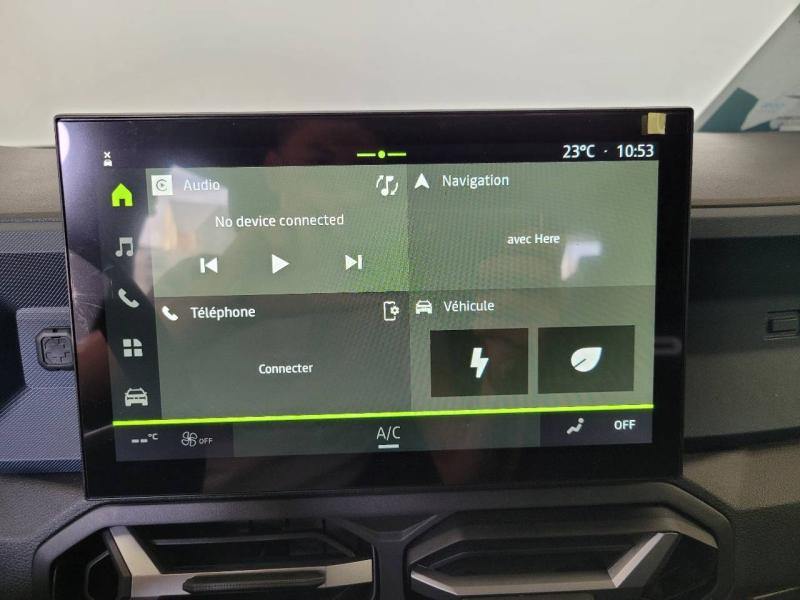 DACIA Duster d’occasion à vendre à CHENNEVIÈRES-SUR-MARNE chez ADP - SOVEA 94 (Photo 9)
