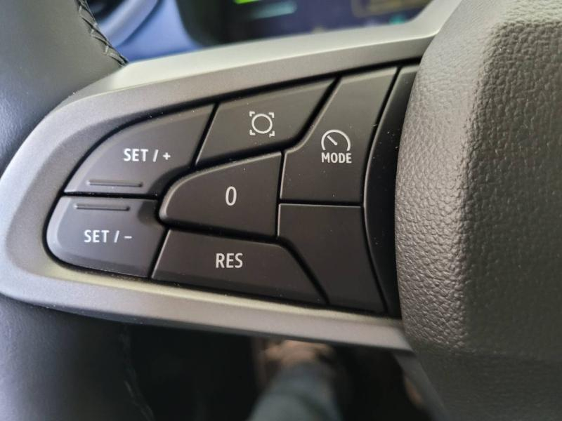 DACIA Duster d’occasion à vendre à CHENNEVIÈRES-SUR-MARNE chez ADP - SOVEA 94 (Photo 12)