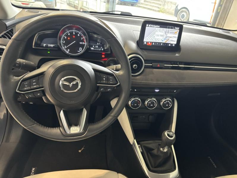 MAZDA Mazda 2 d’occasion à vendre à CHENNEVIÈRES-SUR-MARNE chez ADP - SOVEA 94 (Photo 6)