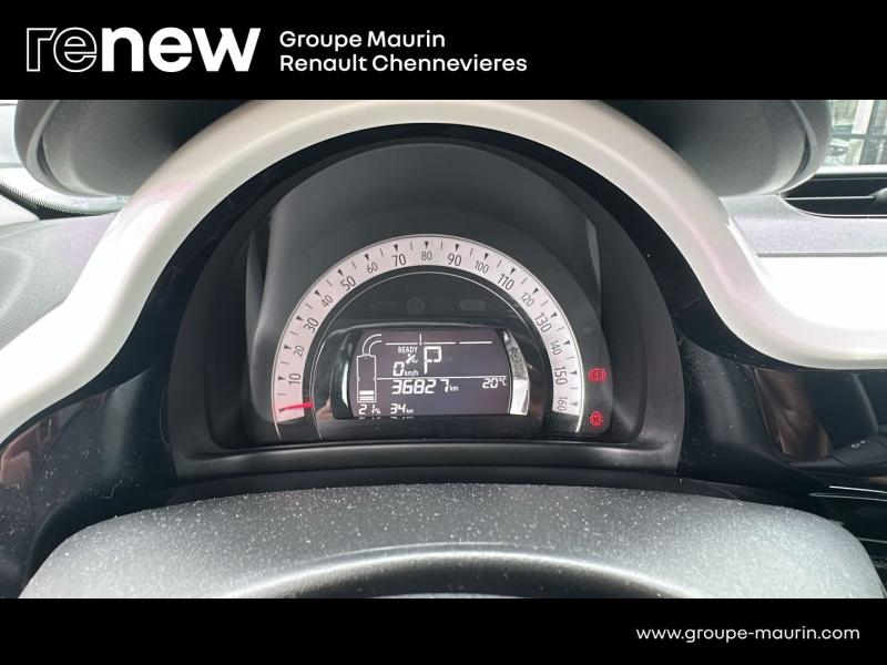 RENAULT Twingo d’occasion à vendre à CHENNEVIÈRES-SUR-MARNE chez ADP - SOVEA 94 (Photo 20)