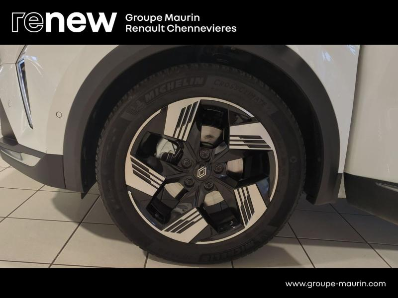 RENAULT  d’occasion à vendre à CHENNEVIÈRES-SUR-MARNE chez ADP - SOVEA 94 (Photo 14)