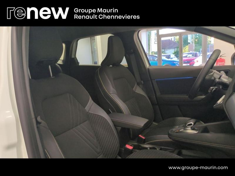 RENAULT  d’occasion à vendre à CHENNEVIÈRES-SUR-MARNE chez ADP - SOVEA 94 (Photo 17)