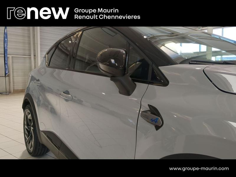 RENAULT Captur d’occasion à vendre à CHENNEVIÈRES-SUR-MARNE chez ADP - SOVEA 94 (Photo 10)