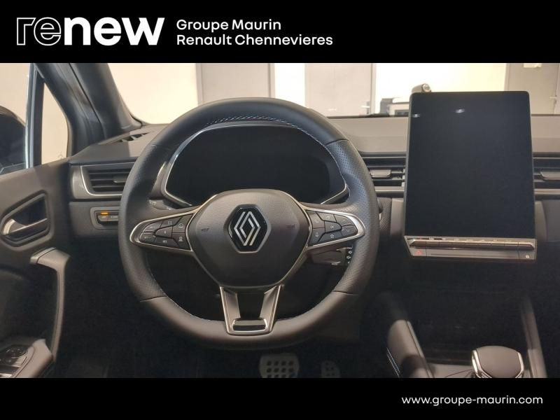 RENAULT Captur d’occasion à vendre à CHENNEVIÈRES-SUR-MARNE chez ADP - SOVEA 94 (Photo 13)