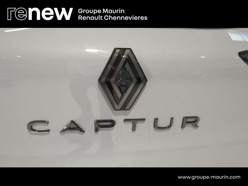 RENAULT Captur d’occasion à vendre à CHENNEVIÈRES-SUR-MARNE chez ADP - SOVEA 94 (Photo 17)