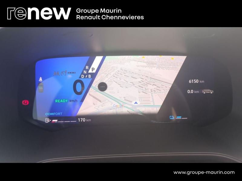 RENAULT  d’occasion à vendre à CHENNEVIÈRES-SUR-MARNE chez ADP - SOVEA 94 (Photo 9)