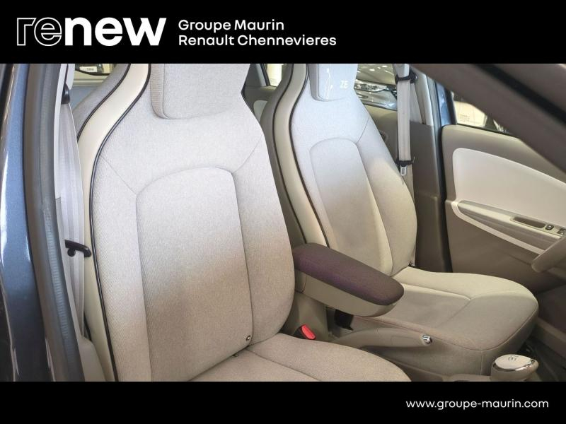 RENAULT Zoe d’occasion à vendre à CHENNEVIÈRES-SUR-MARNE chez ADP - SOVEA 94 (Photo 16)