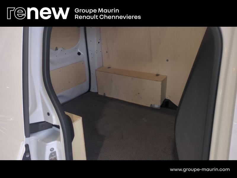 RENAULT Kangoo Van d’occasion à vendre à CHENNEVIÈRES-SUR-MARNE chez ADP - SOVEA 94 (Photo 14)