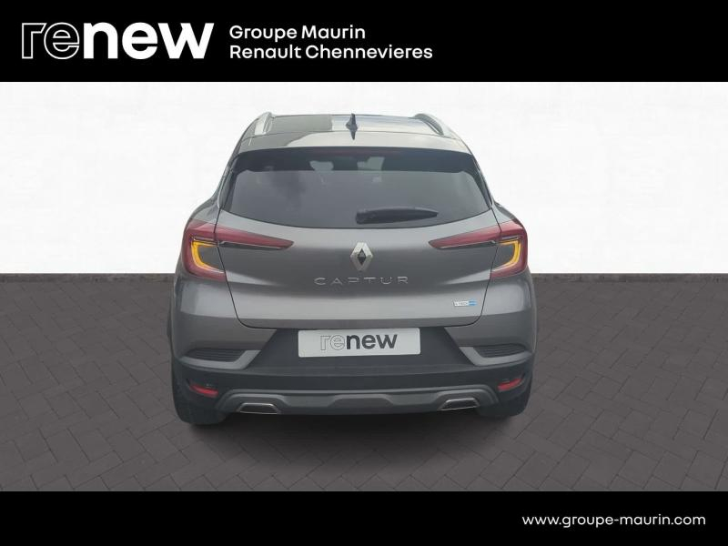 RENAULT Captur d’occasion à vendre à CHENNEVIÈRES-SUR-MARNE chez ADP - SOVEA 94 (Photo 6)