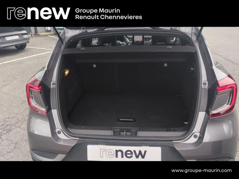 RENAULT Captur d’occasion à vendre à CHENNEVIÈRES-SUR-MARNE chez ADP - SOVEA 94 (Photo 16)