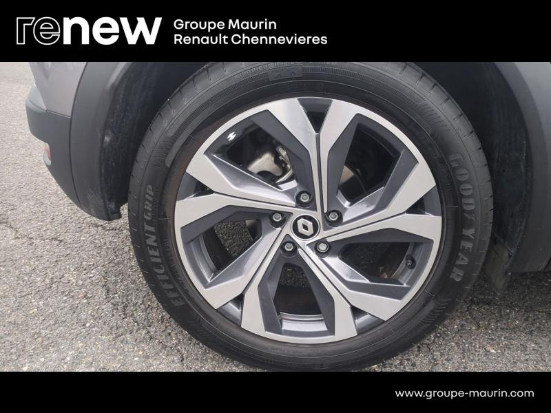 RENAULT Captur d’occasion à vendre à CHENNEVIÈRES-SUR-MARNE chez ADP - SOVEA 94 (Photo 18)