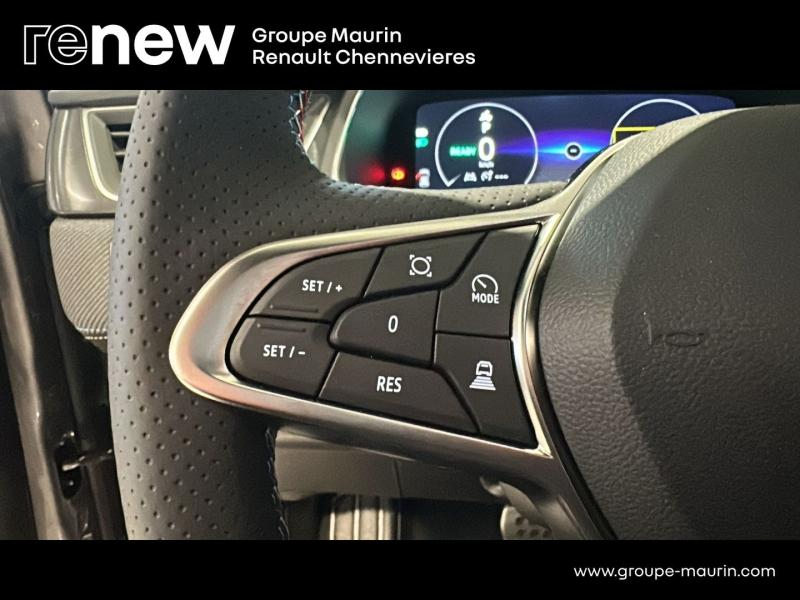 RENAULT Captur d’occasion à vendre à CHENNEVIÈRES-SUR-MARNE chez ADP - SOVEA 94 (Photo 18)