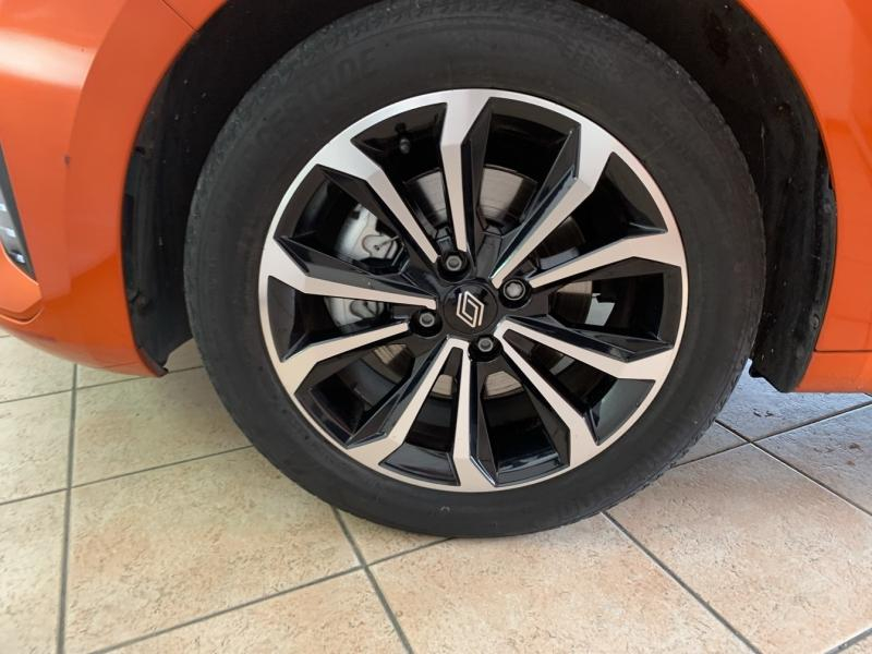 RENAULT Clio d’occasion à vendre à CHENNEVIÈRES-SUR-MARNE chez ADP - SOVEA 94 (Photo 13)
